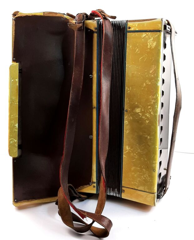 akordeon-soprani-castello-120-basow-kod-producenta-0000