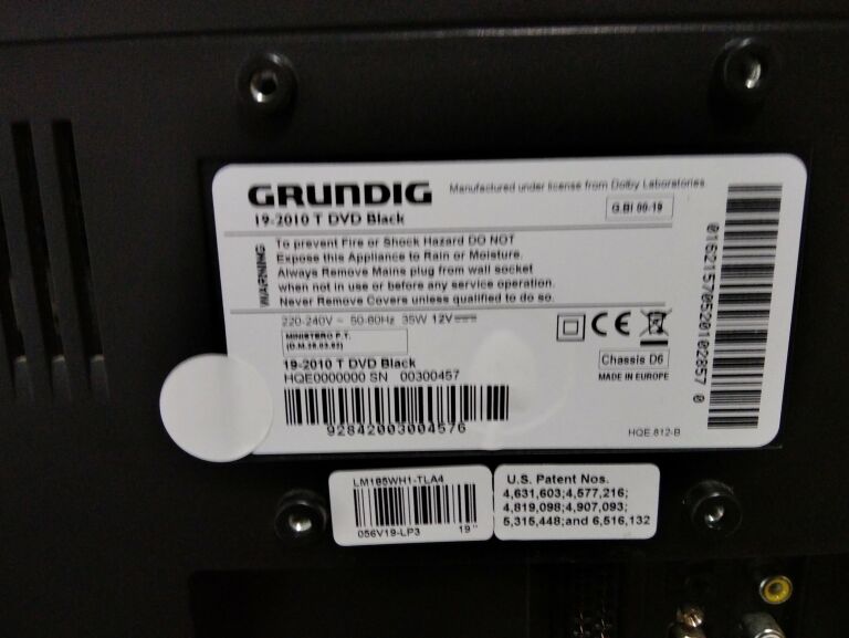 TELEWIZOR GRUNDIG 19'' 19-2010 T DVD Z PILOTEM