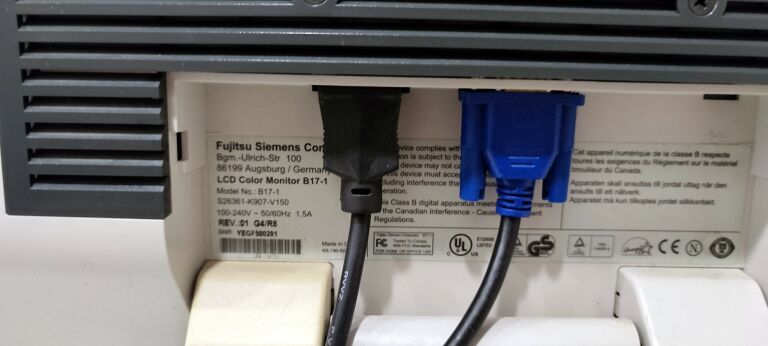 MONITOR FUJITSU SIEMENS B17