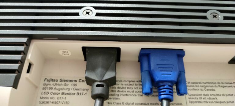 MONITOR FUJITSU SIEMENS B17