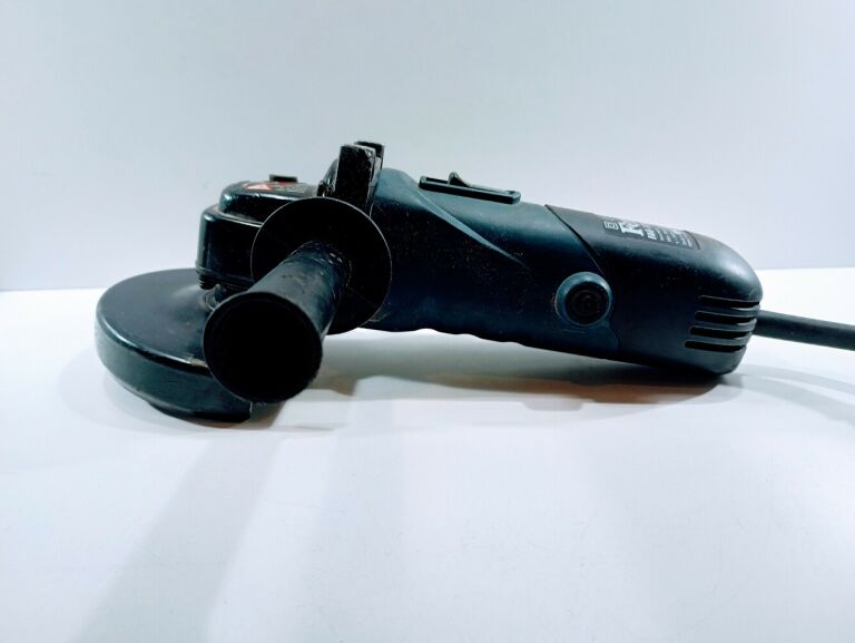 szlifierka-katowa-ferm-fag-125n-marka-ferm