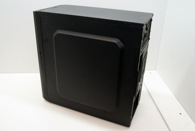 komputer-stacjonarny-core-i3-system-operacyjny-brak-systemu