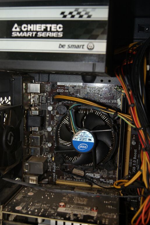 komputer-stacjonarny-core-i3-liczba-rdzeni-procesora-2