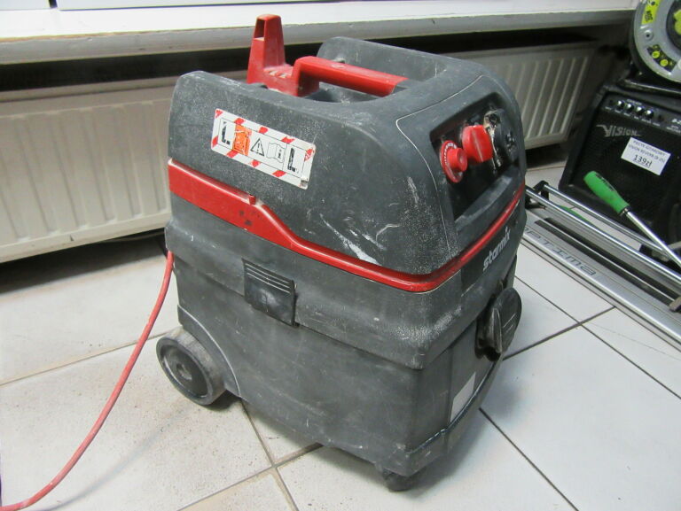 ODKURZACZ PRZEMYSŁOWY STARMIX ISC L-1425