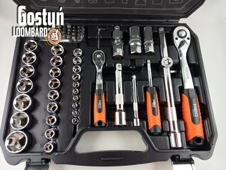 ZESTAW KLUCZY NEO TOOLS 73 ELEMENTY