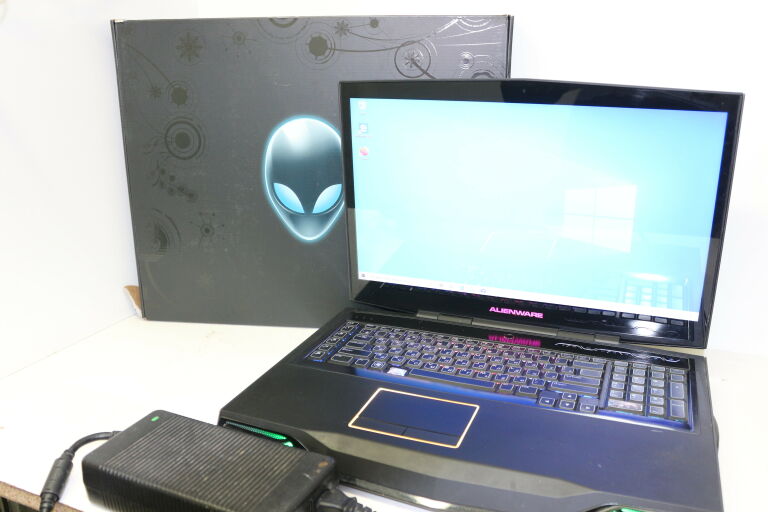 dell-alienware-p18-i7-16gb-ssd-radon-hd7970m-marszalkowska-85-warszawa