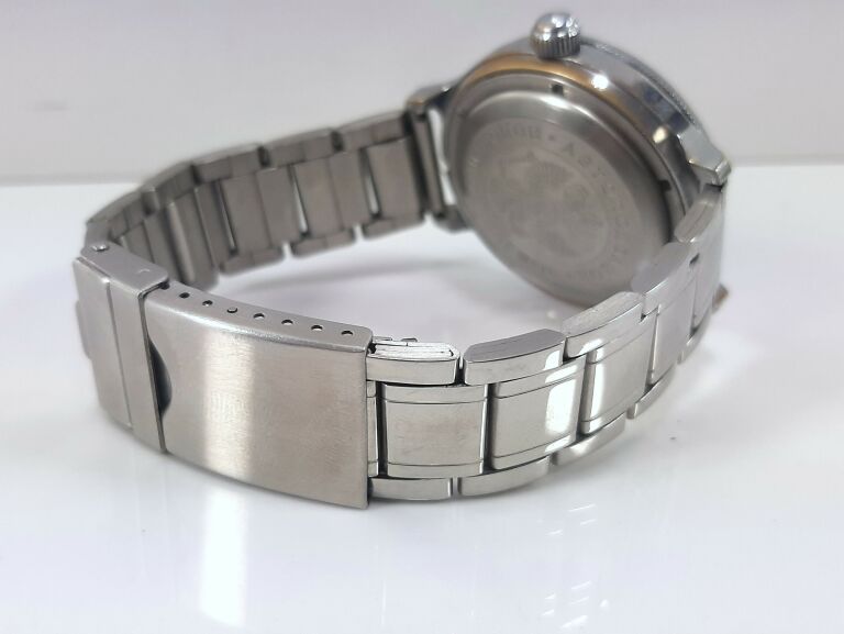 ZEGAREK VOSTOK - AMFIBIA 200 M AUTOMAT 420831