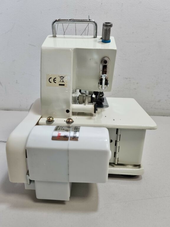 maszyna-do-szycia-owerlok-lucznik-fn-2-8-minilock-model-fn-2-8