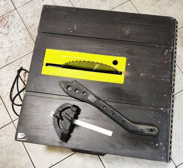 pila-stolowa-ryobi-rts1800es-g-1800-w-30-mm-obroncow-pokoju-3-gubin