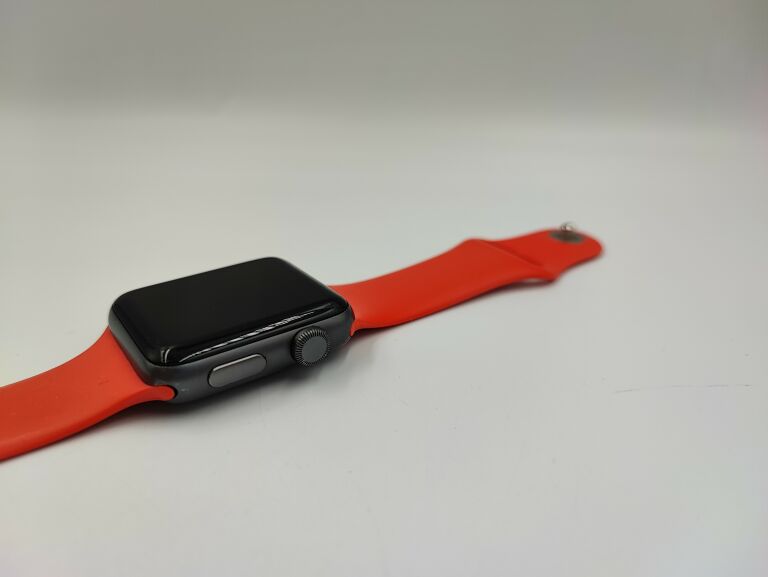 APPLE WATCH SERIES 3 42MM A1859 NIKE ALUMINIUM