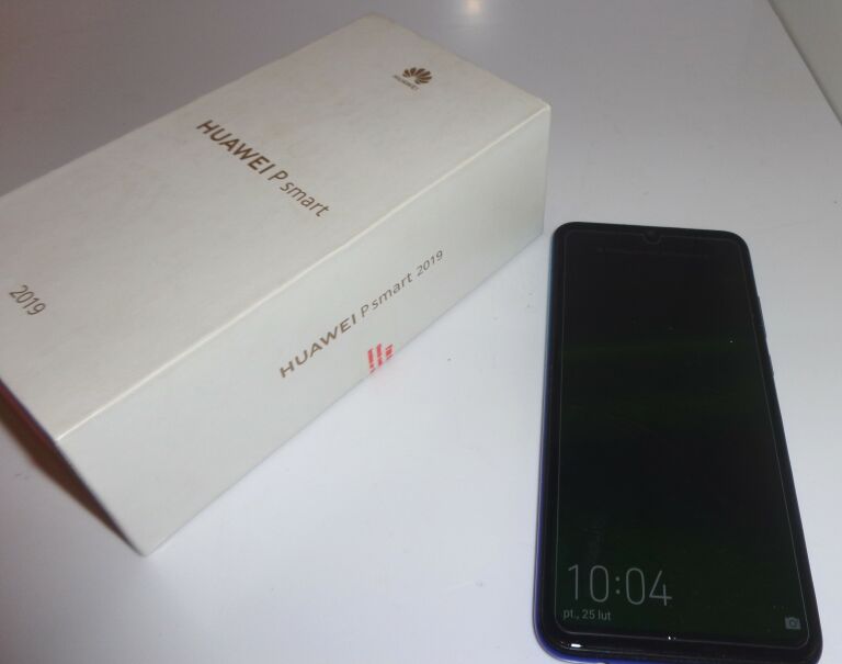 TELEFON HUAWEI P SMART 2019