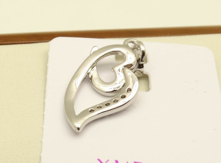 zawieszka-serca-srebrna-rodzaj-inny