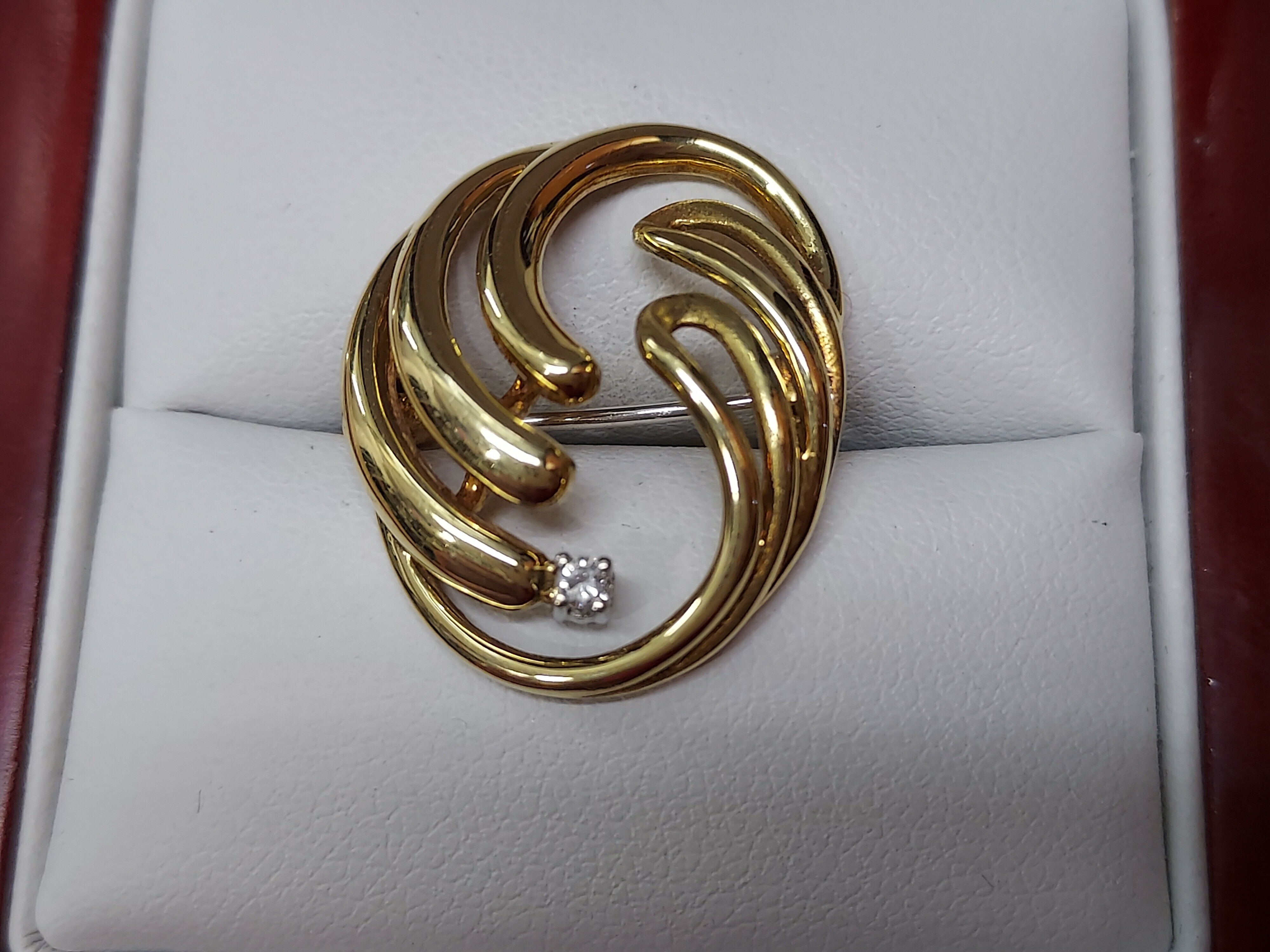 zlota-broszka-z-brylantem-pr-585-14k-003-ct-kamien-brylant