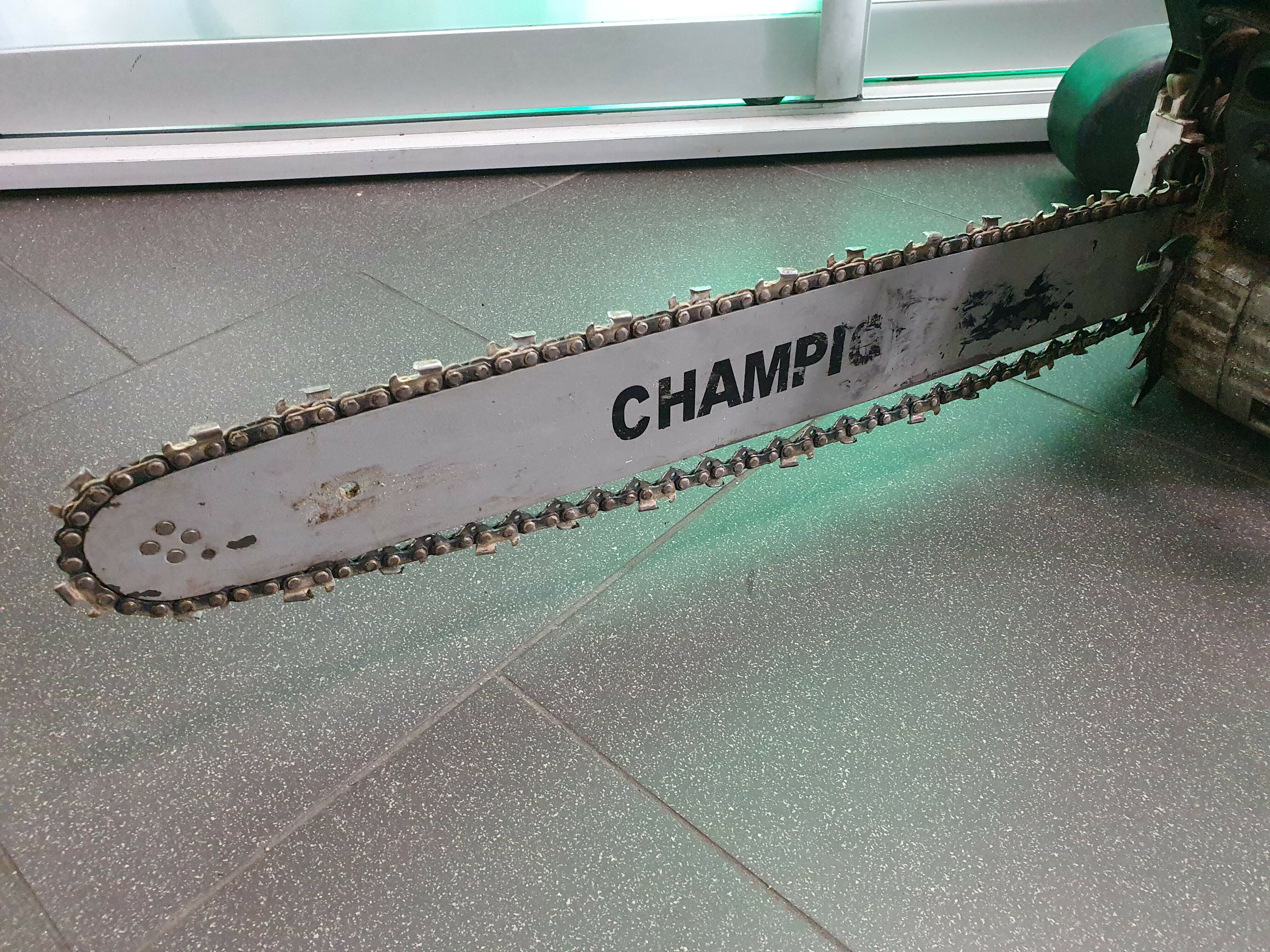 pila-spalinowa-champion-cp-101-stan-uzywany