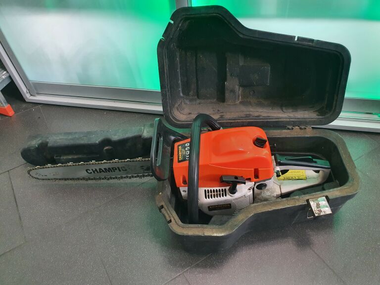 pila-spalinowa-champion-cp-101-stan-uzywany