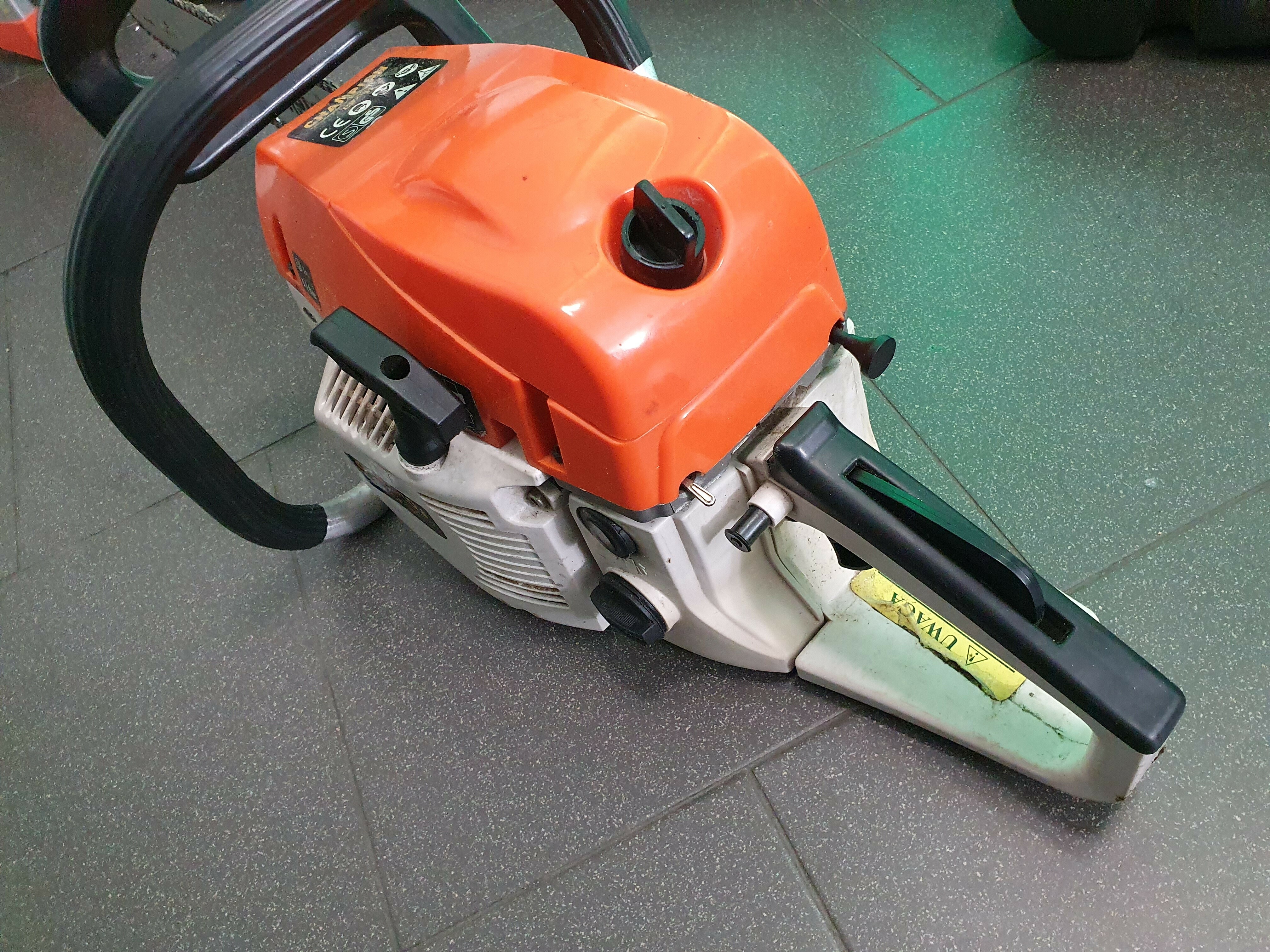 pila-spalinowa-champion-cp-101-armii-krajowej-12-pyskowice