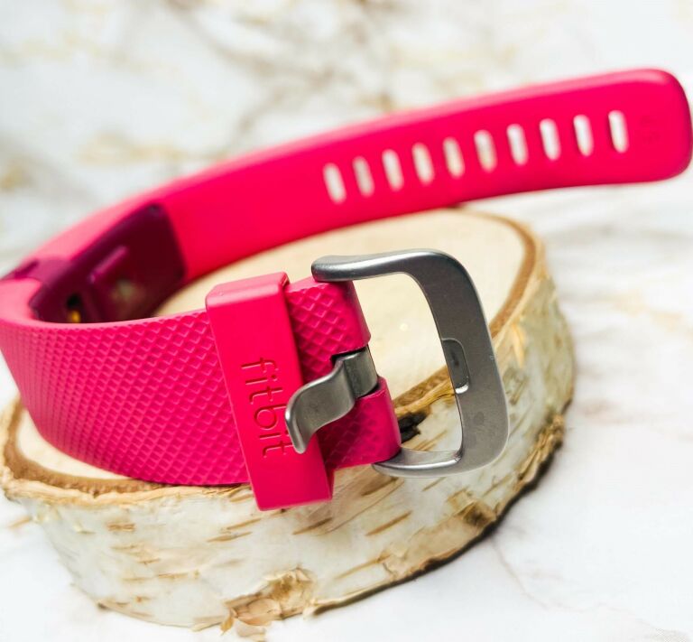 ZEGAREK PULSOMETR FITBIT CHARGE HR L CZERWONY