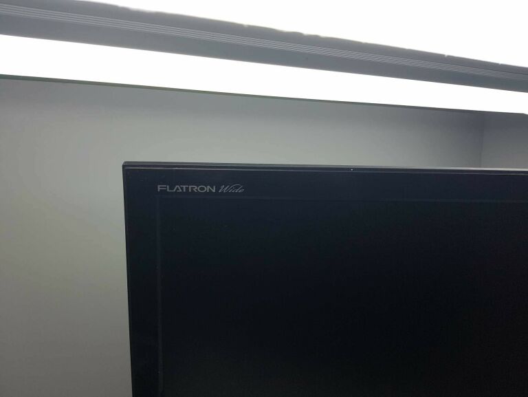 MONITOR/TV 22" M208W