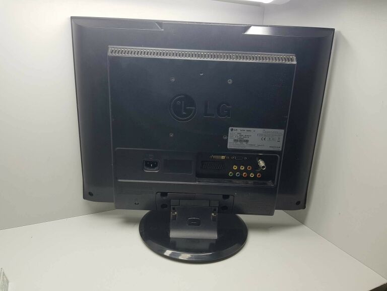 MONITOR/TV 22" M208W