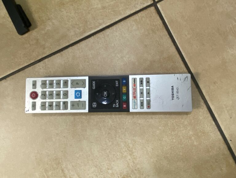 TELEWIZOR TOSHIBA 43V5863DG