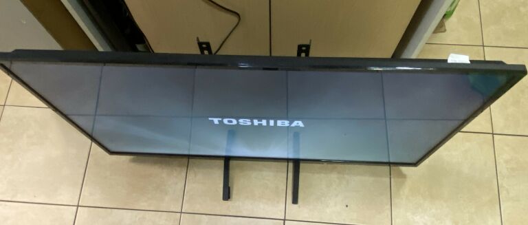 TELEWIZOR TOSHIBA 43V5863DG