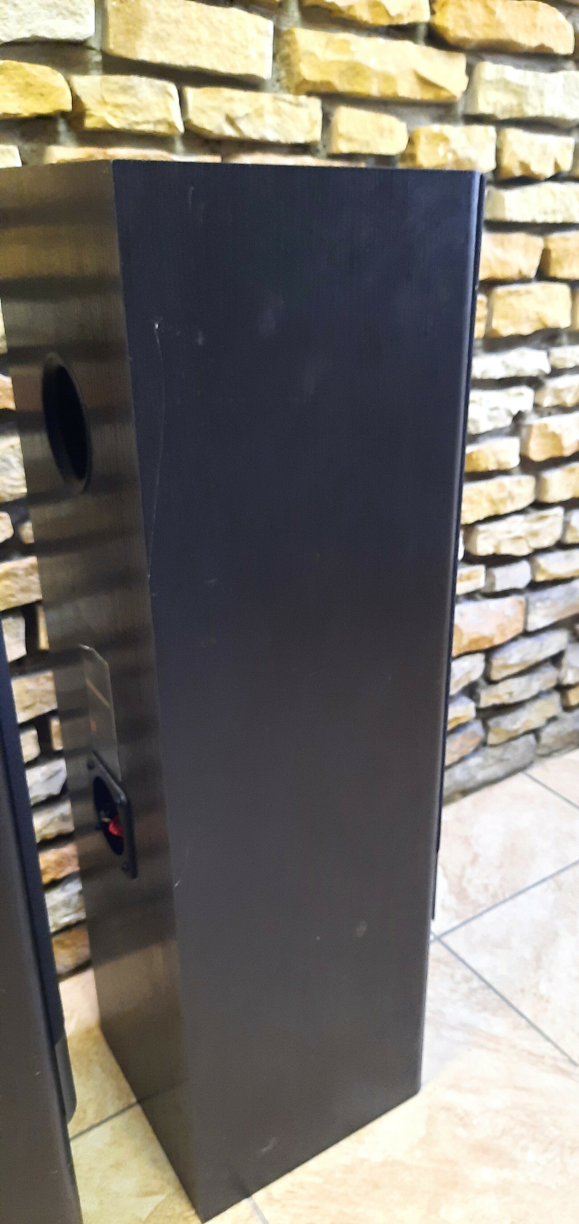 kolumny-podlogowe-jbl-lx700-odbior-osobisty-kolor-czarny