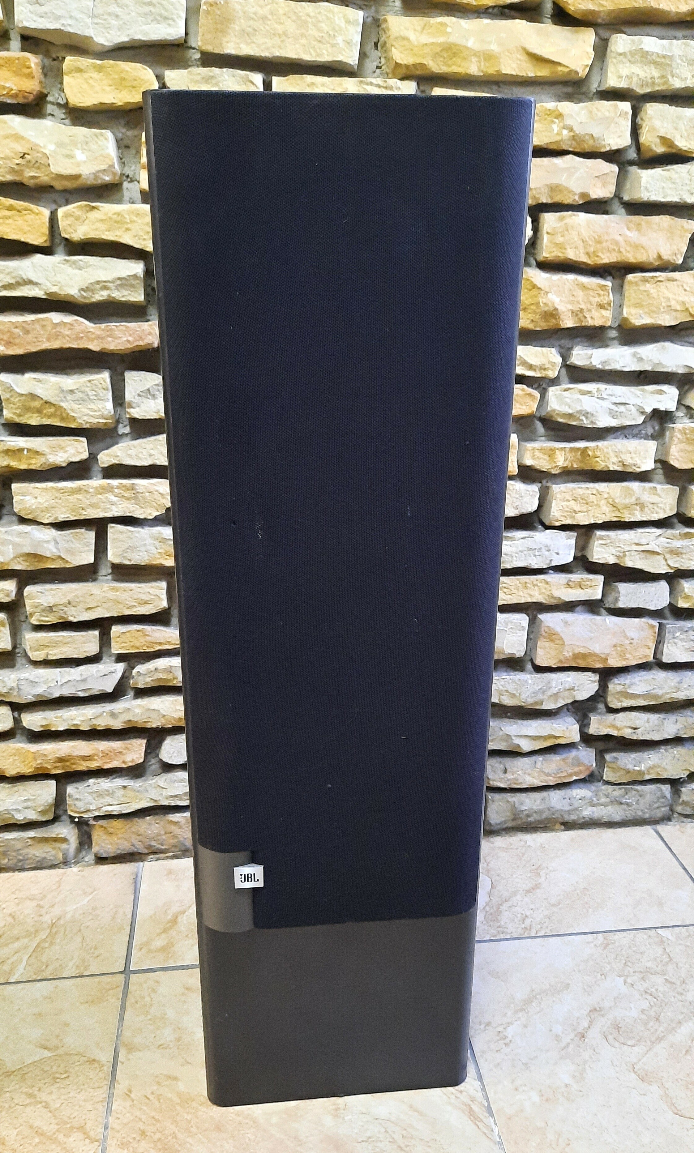 kolumny-podlogowe-jbl-lx700-odbior-osobisty-konstrukcja-brak-informacji