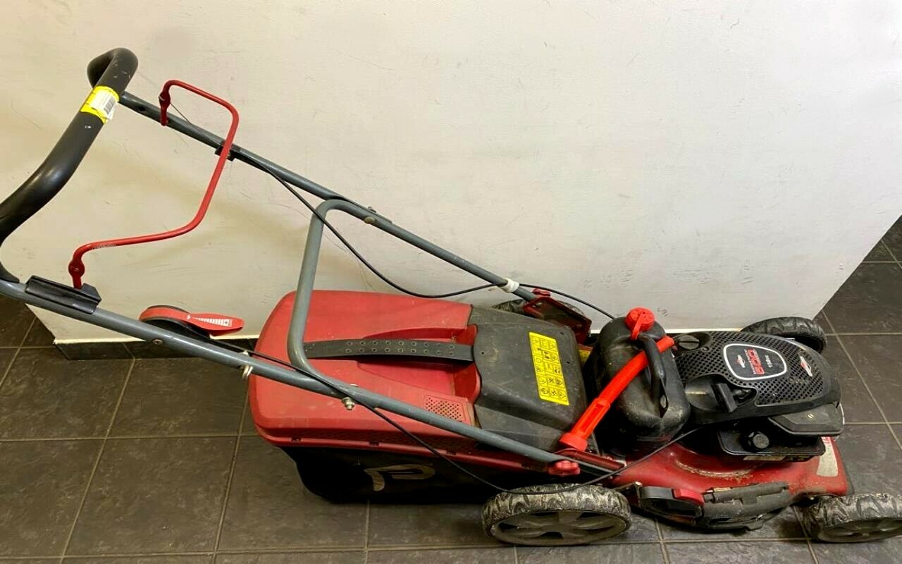 kosiarka-briggs-stratton-158cc-series-500-z-kosze-swietojanska-82-gdynia-harbor