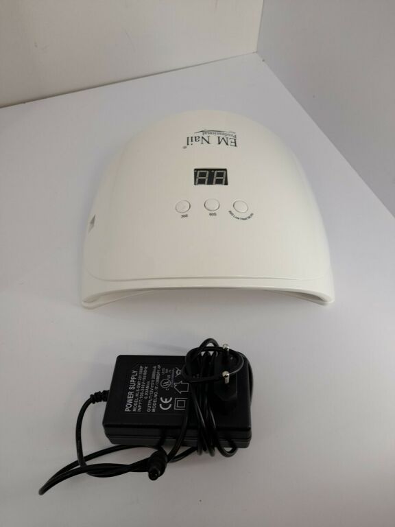 LAMPA EM NAIL LED UV
