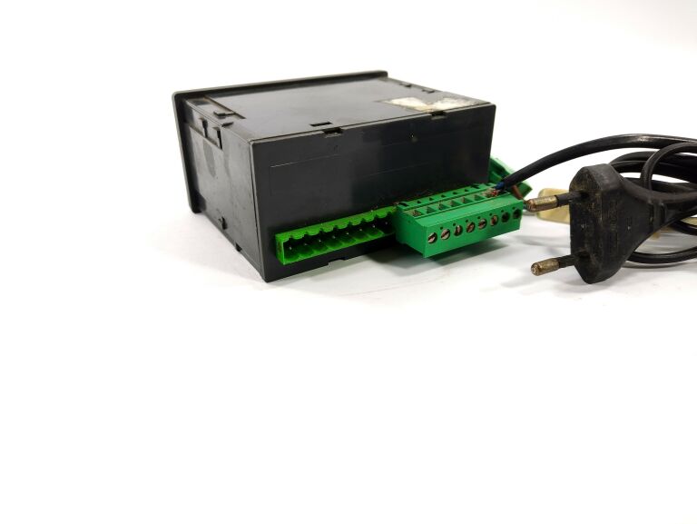 lumel-n11-programowanlny-miernik-cyfrowy-stan-uzywany