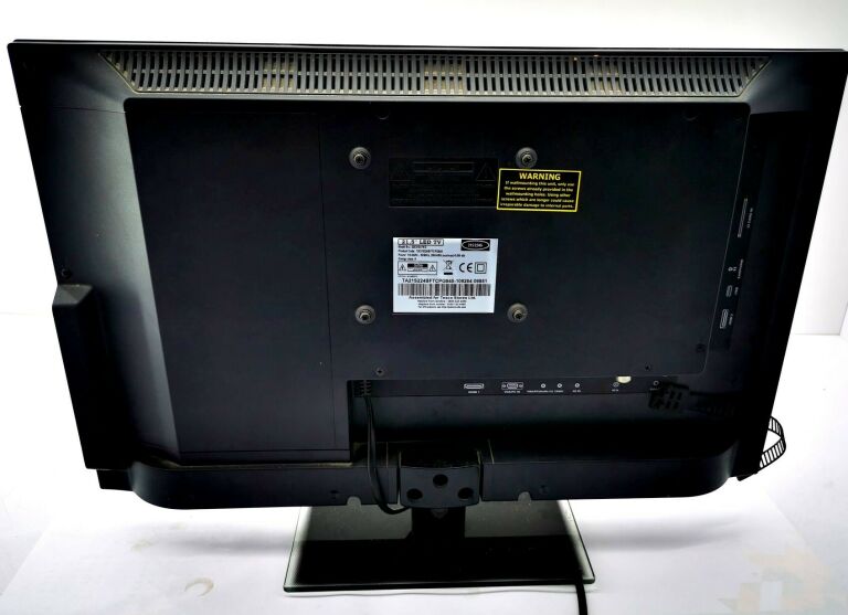 TV TECHNIKA 21,5" LED TV