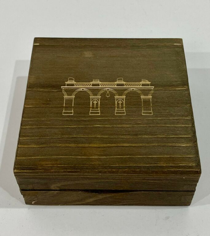 moneta-1-funt-2020-au-grob-nieznanego-zolnierza-rok-emisji-2020