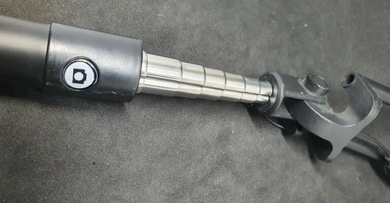 monopad-kolor-czarny