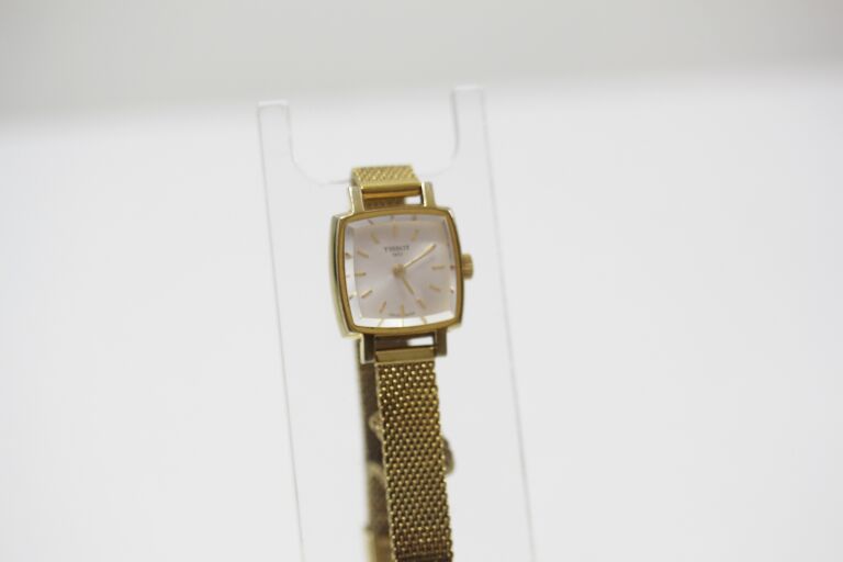 DAMSKI ZEGAREK TISSOT LOVELY SQUARE SWISS MESH 30