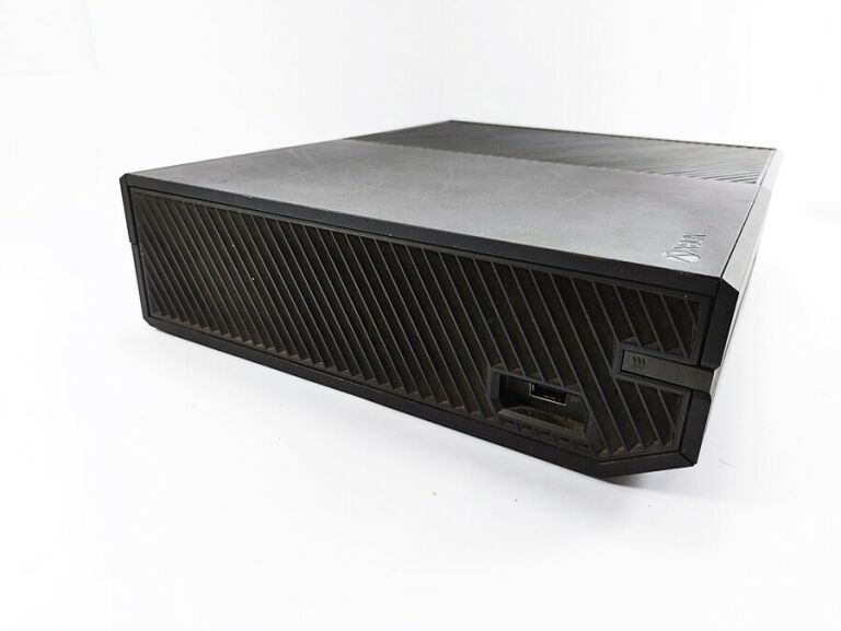 KONSOLA XBOX ONE 1 TB