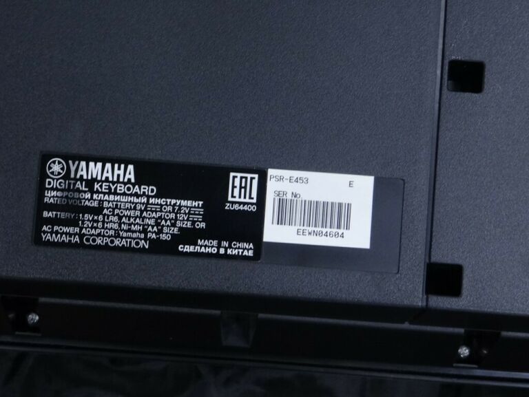 KEYBOARD YAMAHA PSR-E453