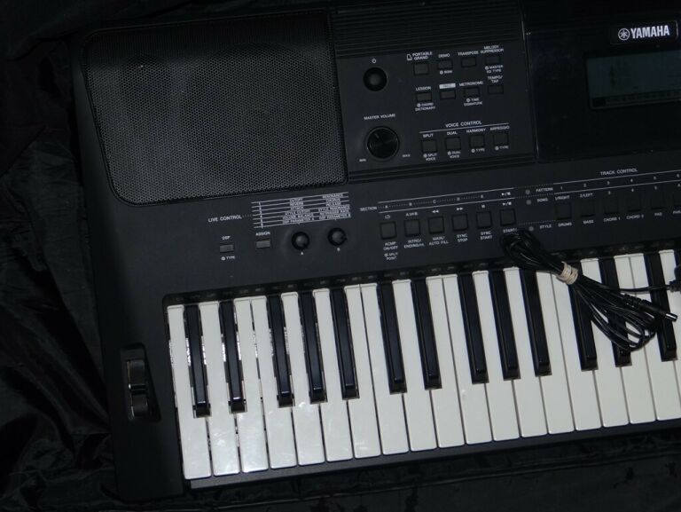 keyboard-yamaha-psr-e453-stan-uzywany