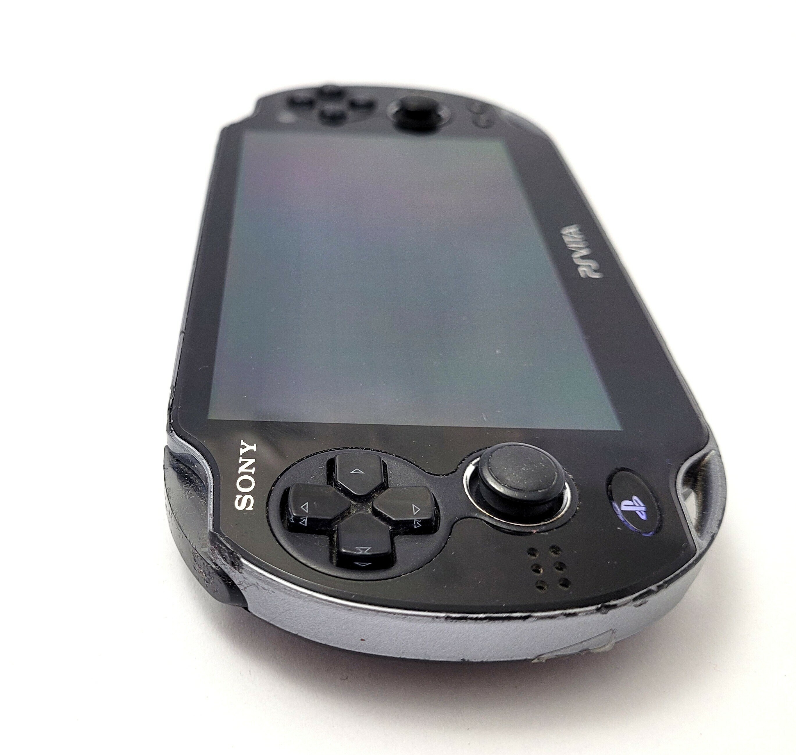 konsola-sony-ps-vita-pch-1003-opis-model-ps-vita