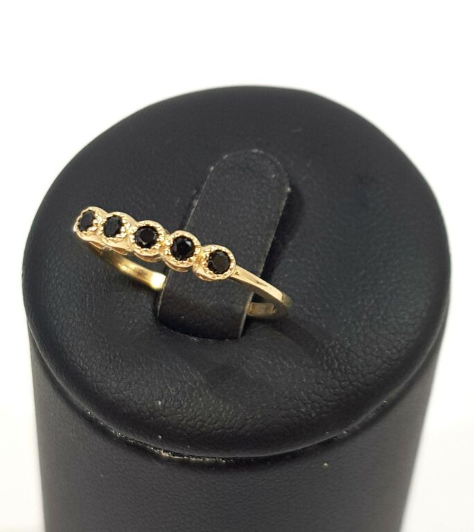 zloty-pierscionek-czarne-cyrkonie-176g-585-r14-ean-gtin-5900025228081