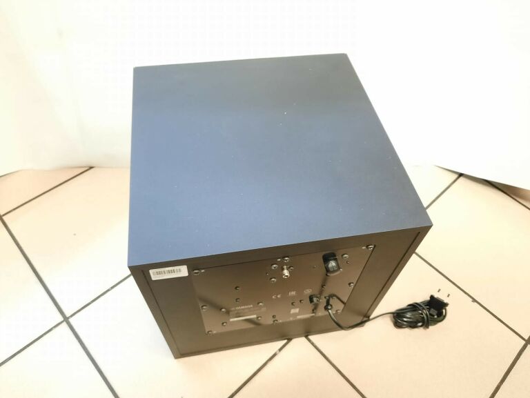 SUBWOOFER YAMAHA NS-SW100