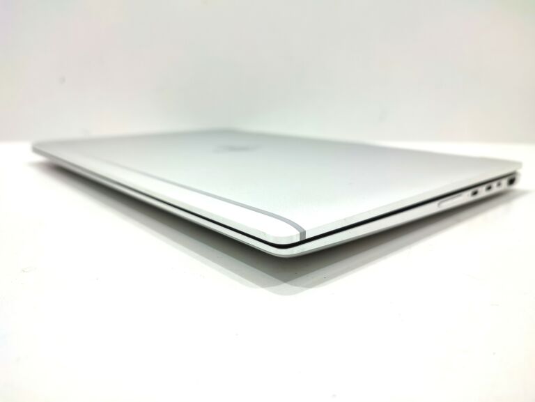 LAPTOP HP ELITEBOOK 1030 G4 I7-8565 16GB 512GB SSD