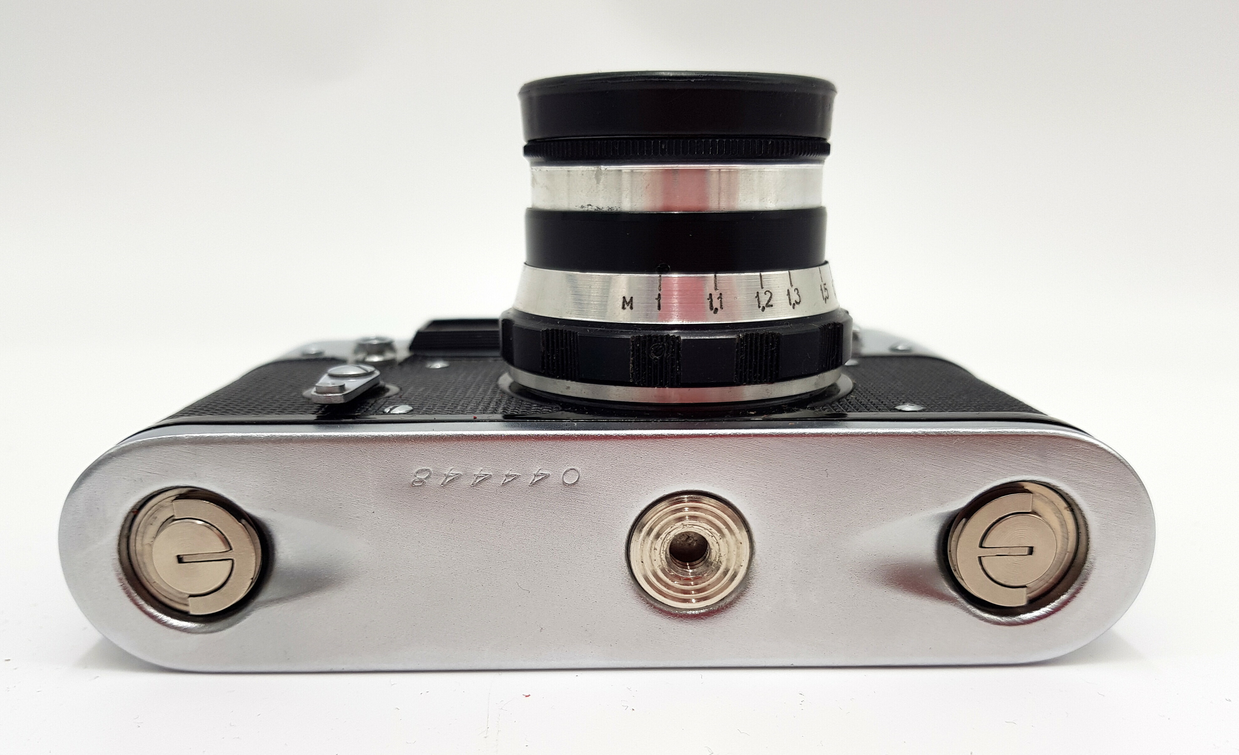 aparat-fotograficzny-fed-4-model-fed-4