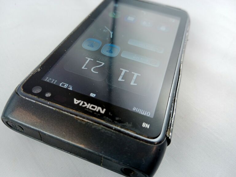 TELEFON NOKIA N8