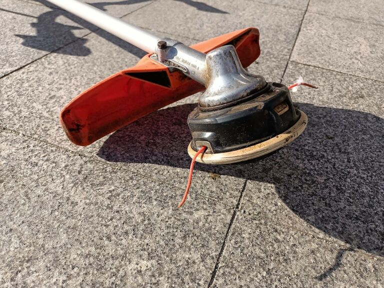 KOSA SPALINOWA STIHL FS 240 2,3KM