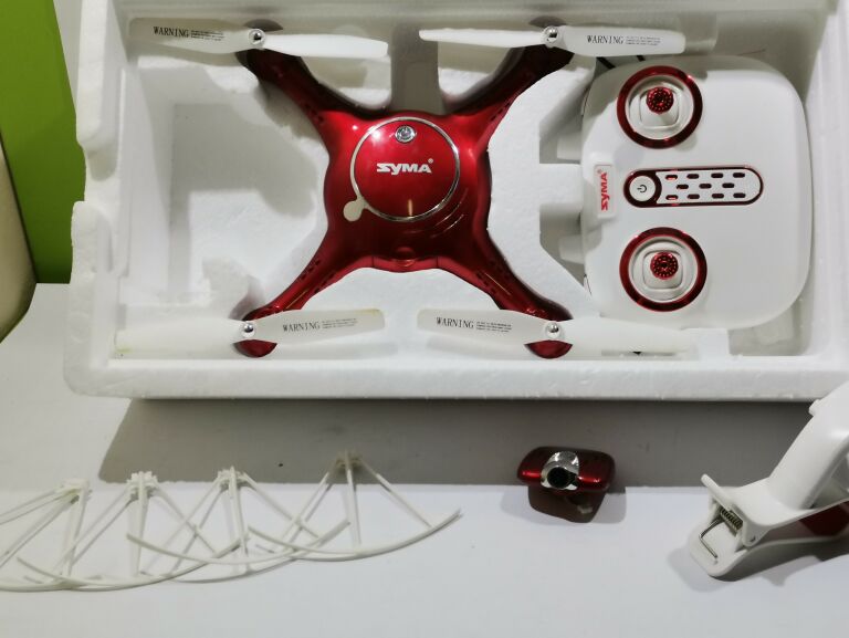 DRON RC SYMA X5UW-D