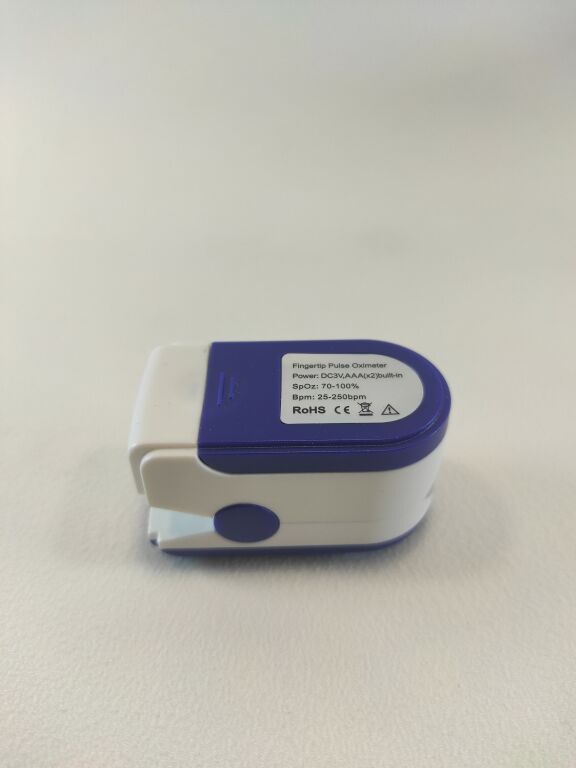 PULSOKSYMETR NA PALEC FINGERTIP PULSE OXIMETER