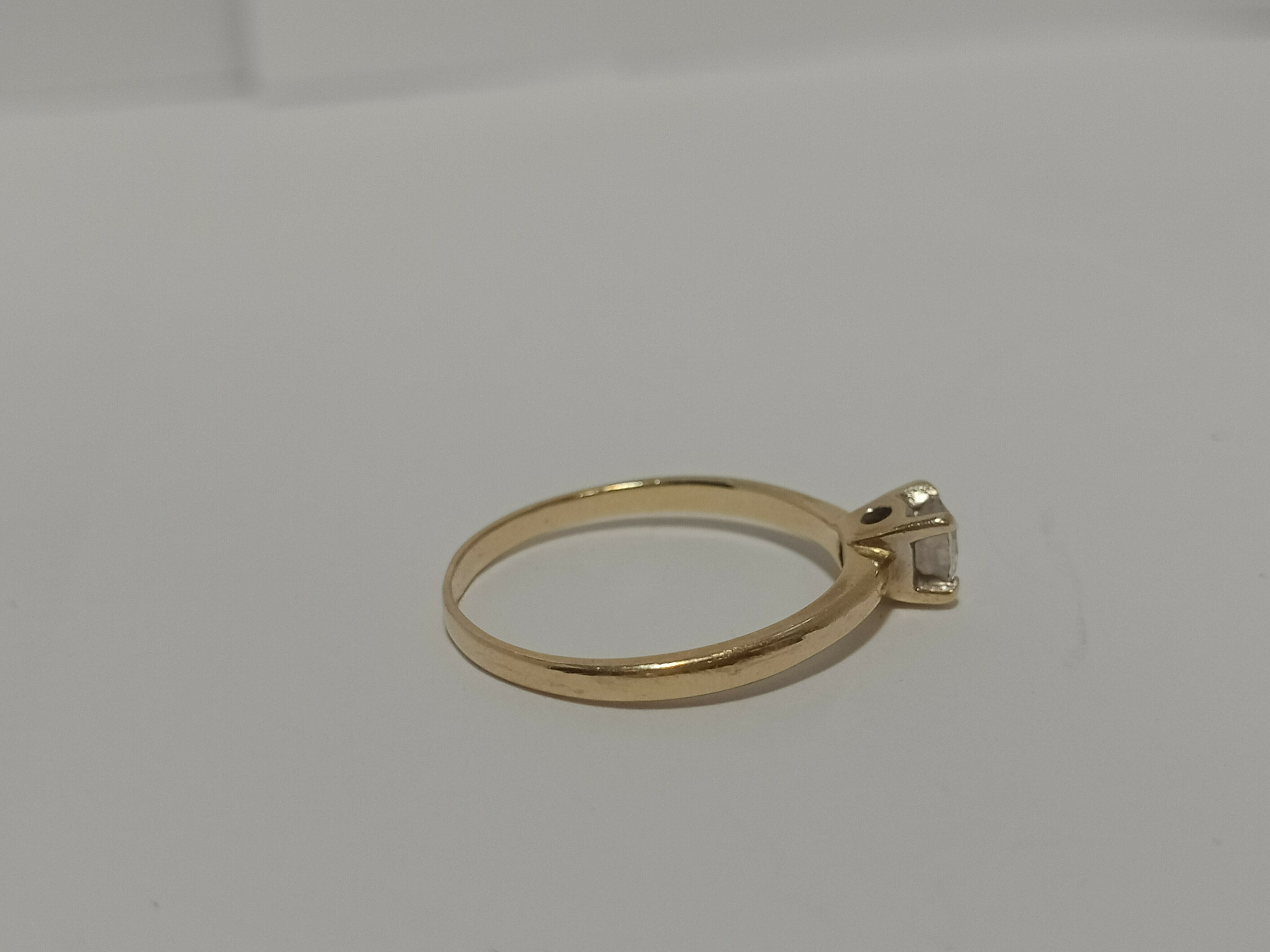 zloty-pierscionek-585-rozmiar-18-material-zloto