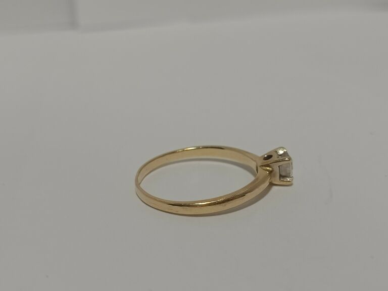 zloty-pierscionek-585-rozmiar-18-material-zloto