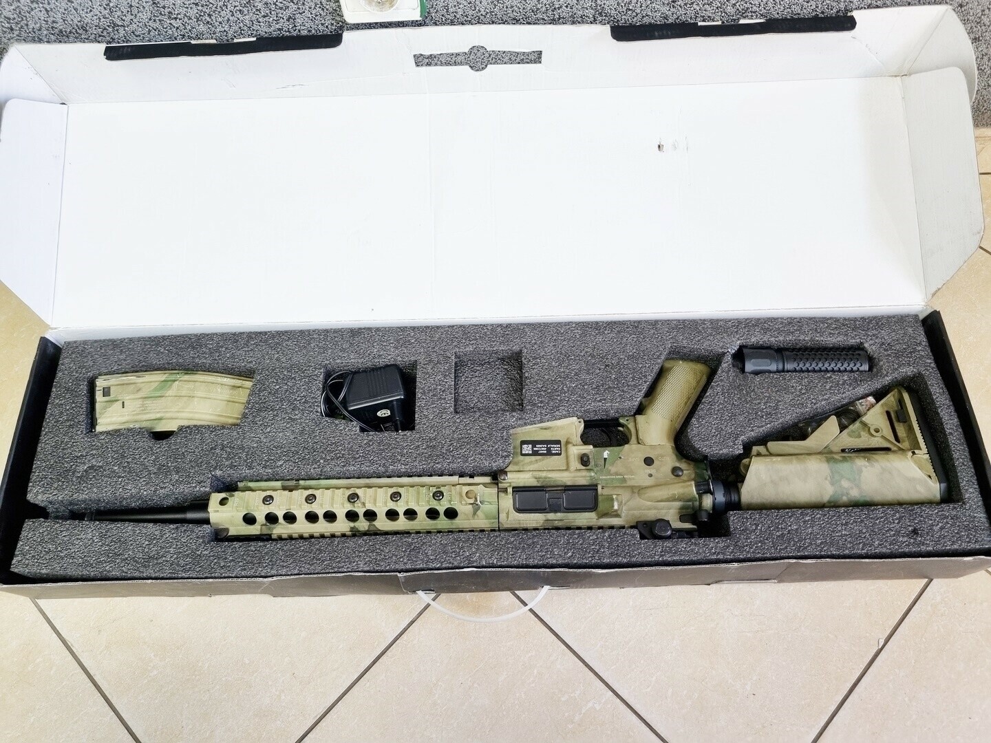 karabinek-asg-specna-arms-sa-b03kamizelka-stan-uzywany