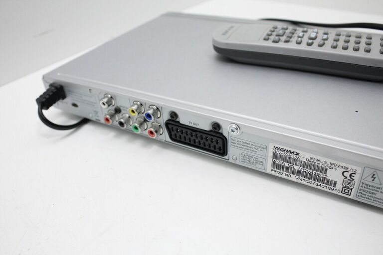 DVD MAGNAVOX 439 + PILOT